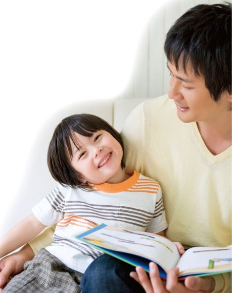 パパと子どもの写真