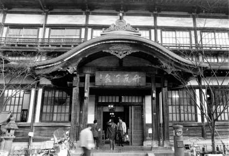 竹瓦温泉の朝