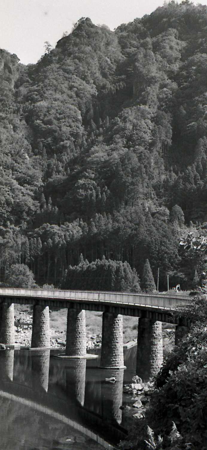 旧耶馬渓鉄道／鉄橋の上を走るサイクリングロード
