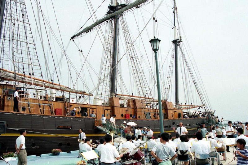 復元帆船「咸臨丸」が別府に寄港