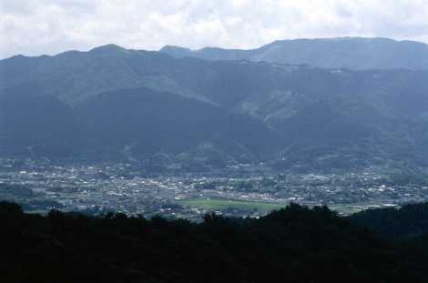 御所峠からの臼杵市街地をのぞむ