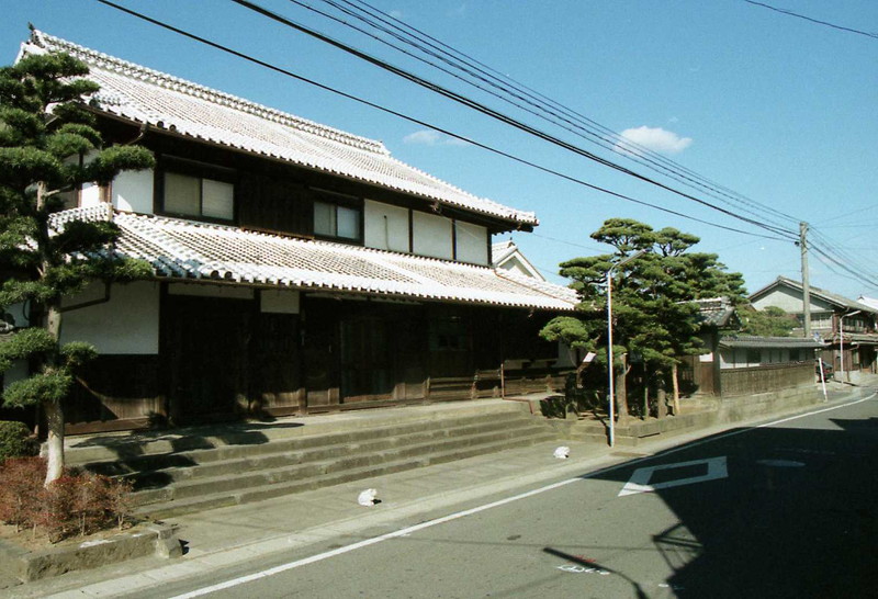 石段の上に建てられた帆足分家　－大分市－