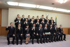 明豊高等学校との集合写真