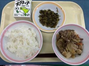 給食の写真