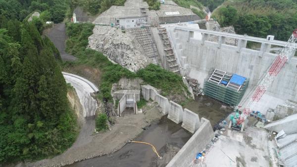 玉来ダム　建設中ダム　大分県　ファンカーテングラウチング