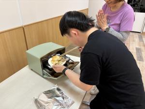 ④