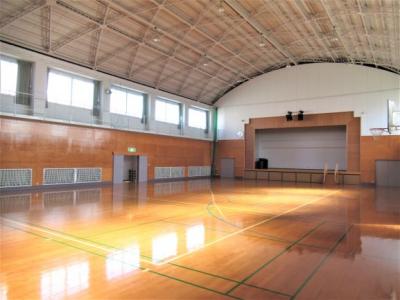 デイケアの体育館です