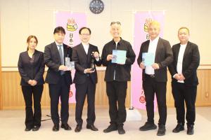 しゅうごうしゃしん