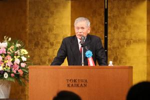 学校法人道徳学園　初代理事長　安東　敏眞　氏