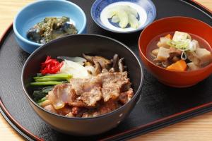 九重夢ポーク丼