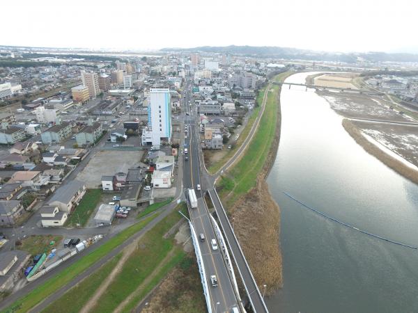 乙津橋右岸側　空撮（平成31年2月撮影）